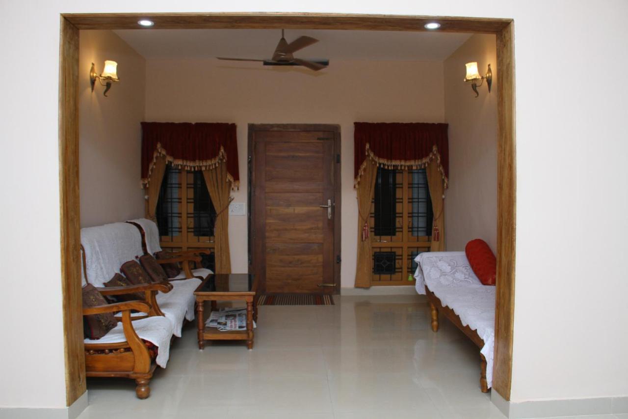 Anand Homestay Kattappana Екстериор снимка